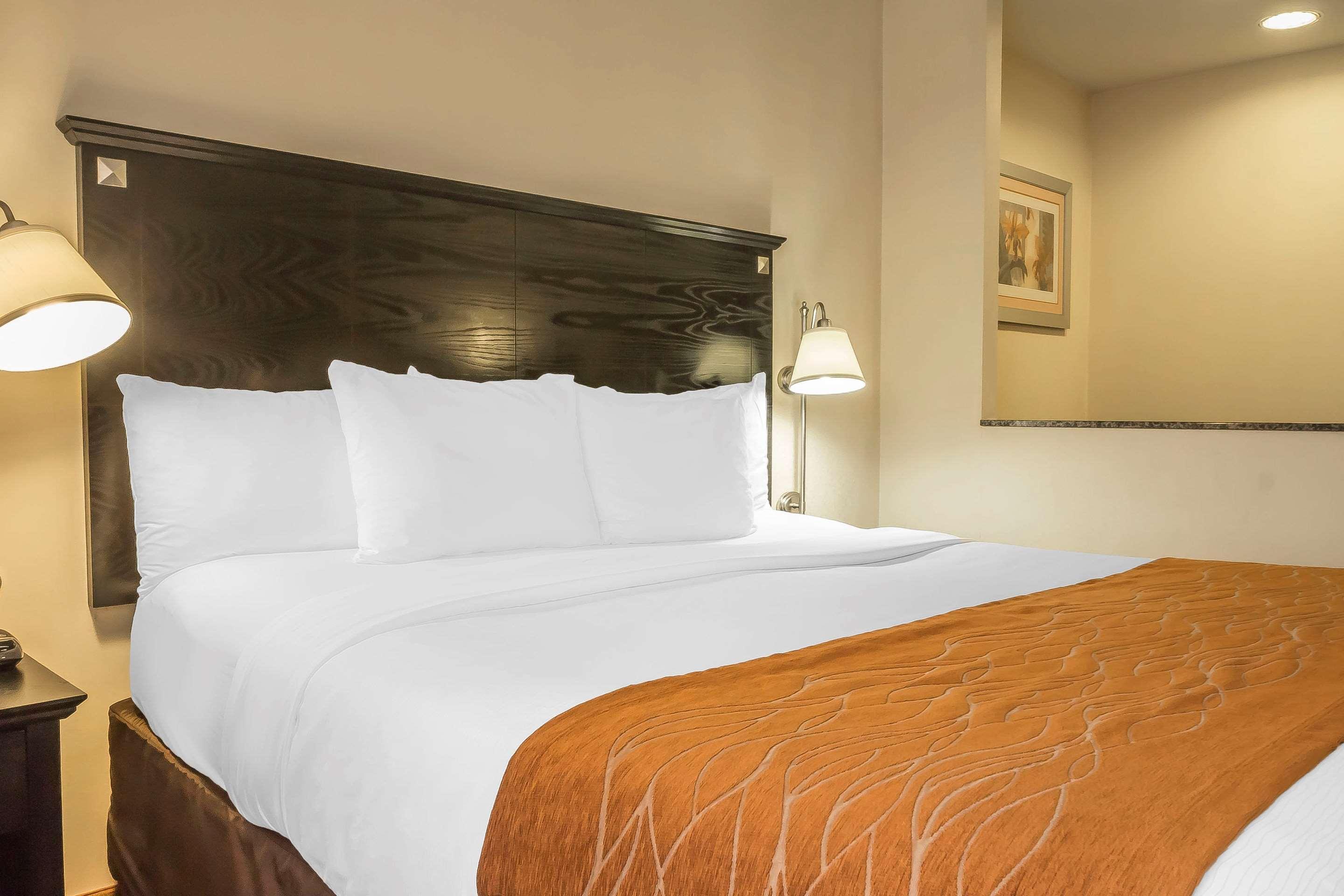 ניו יורק Comfort Inn & Suites Laguardia Airport מראה חיצוני תמונה