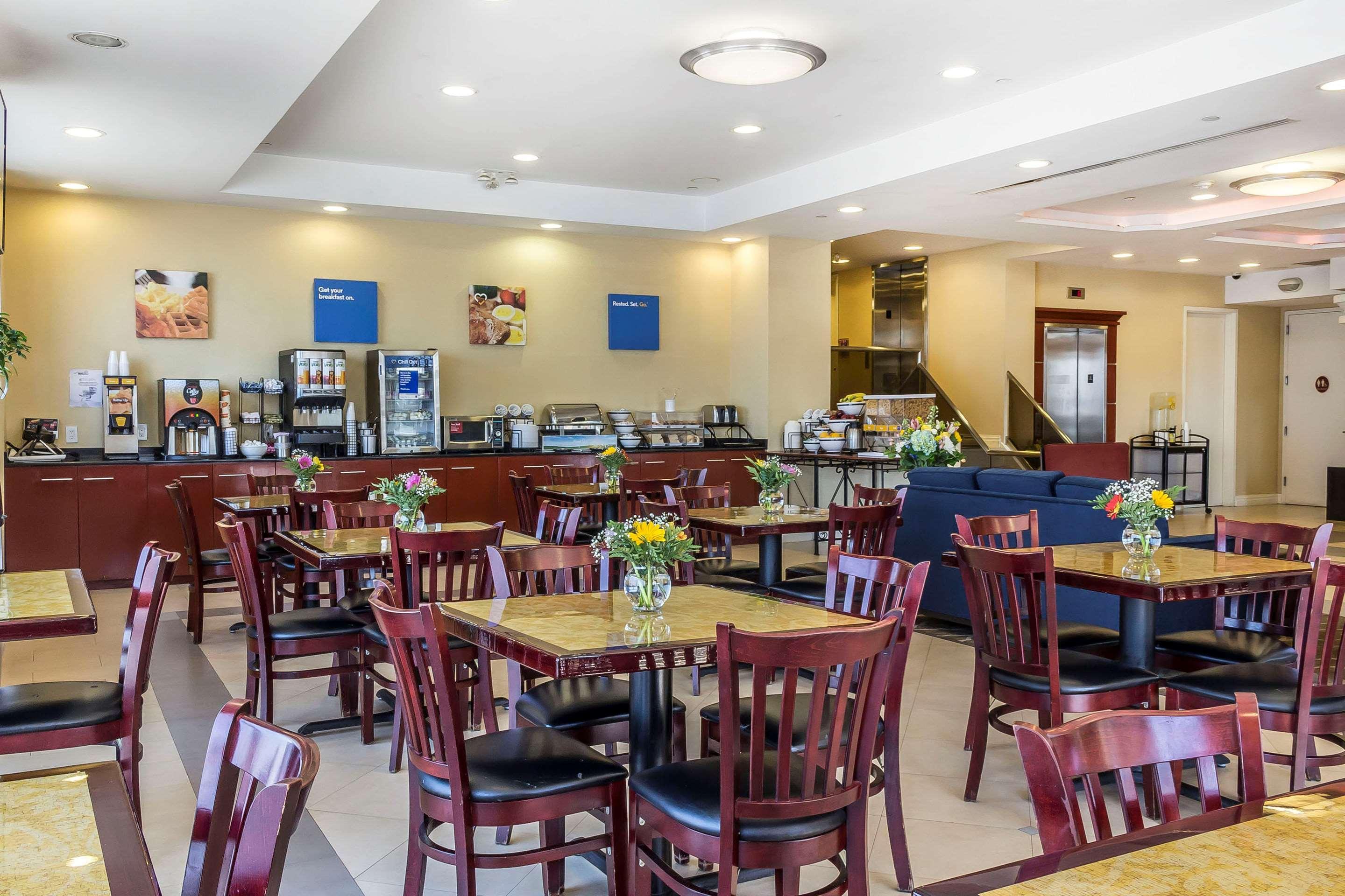 ניו יורק Comfort Inn & Suites Laguardia Airport מראה חיצוני תמונה