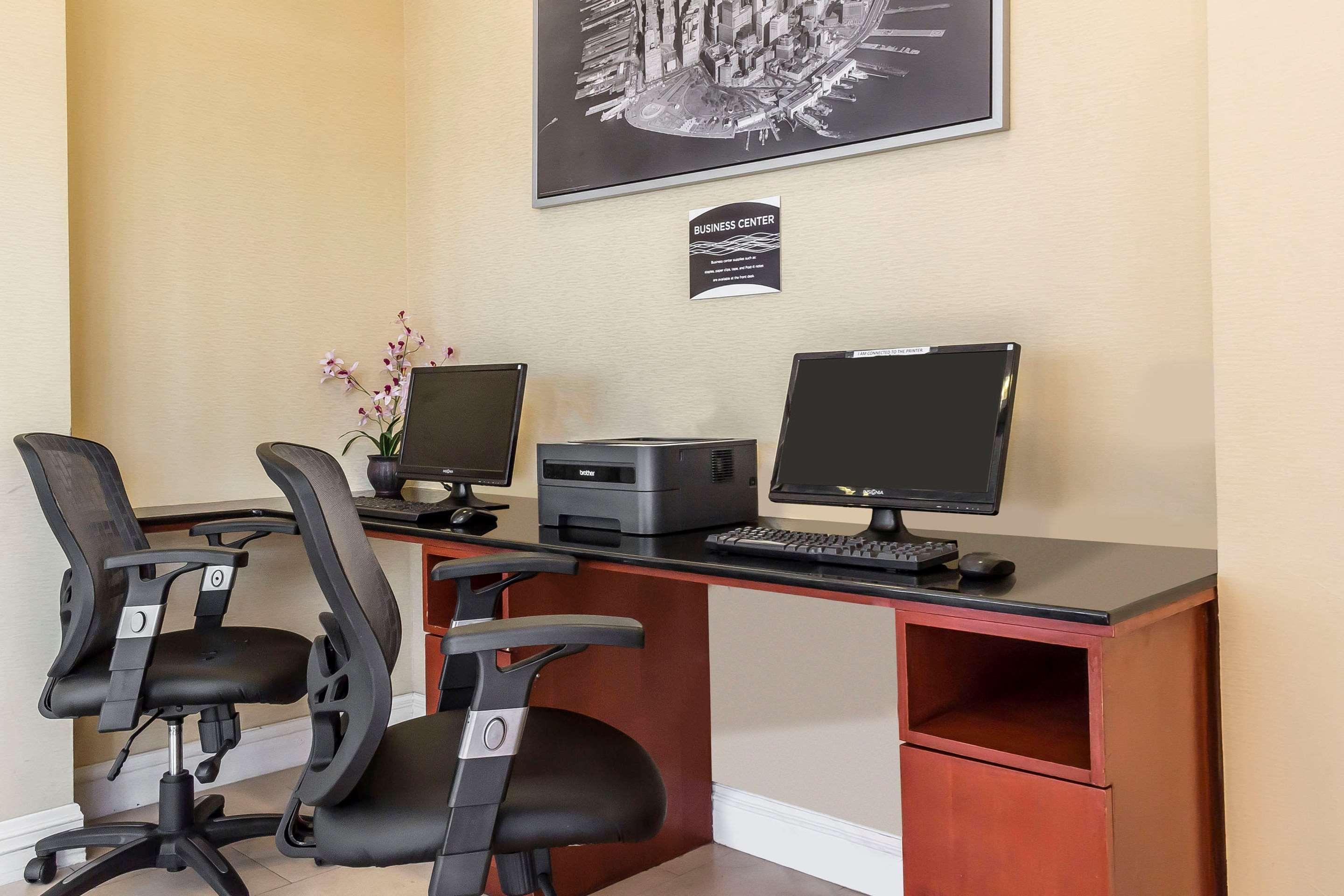 ניו יורק Comfort Inn & Suites Laguardia Airport מראה חיצוני תמונה