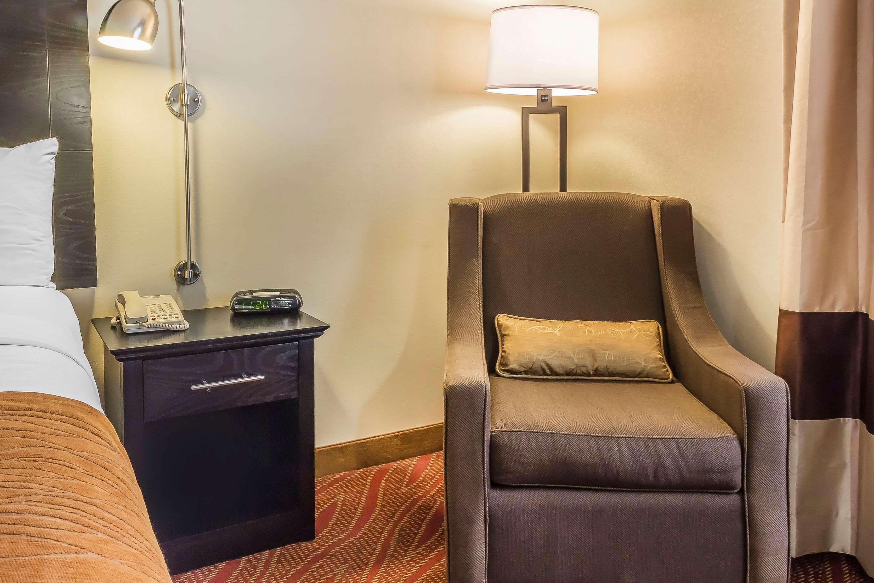 ניו יורק Comfort Inn & Suites Laguardia Airport מראה חיצוני תמונה